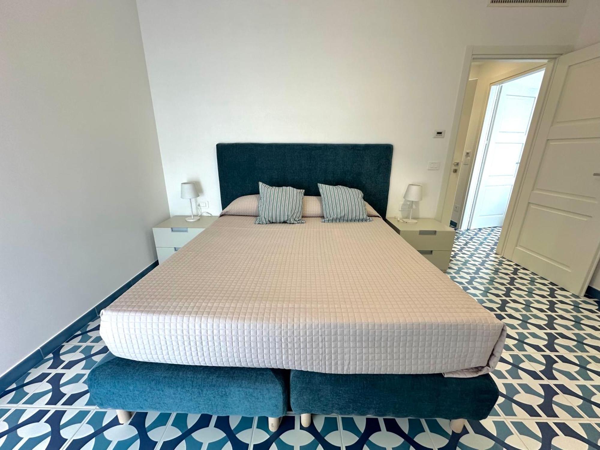Appartement Blumare Amalfi Coast à Maiori Extérieur photo